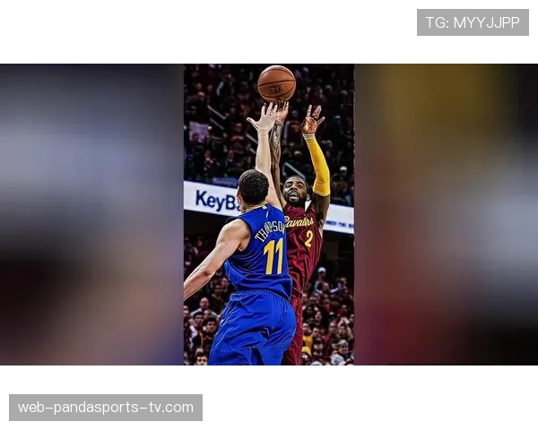 欧文利用突破拉开防守空间 提升球队关键时刻得分效率