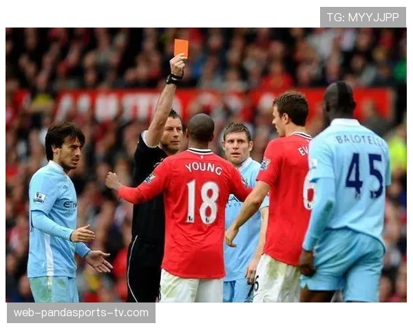 红牌规则详解：判罚依据与球员被罚下的关键条件