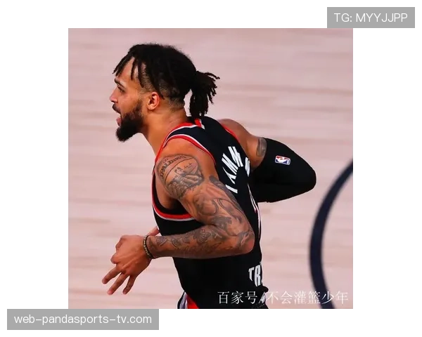 加里·特伦特无球跑动拉开空间，三分效率领跑后卫群